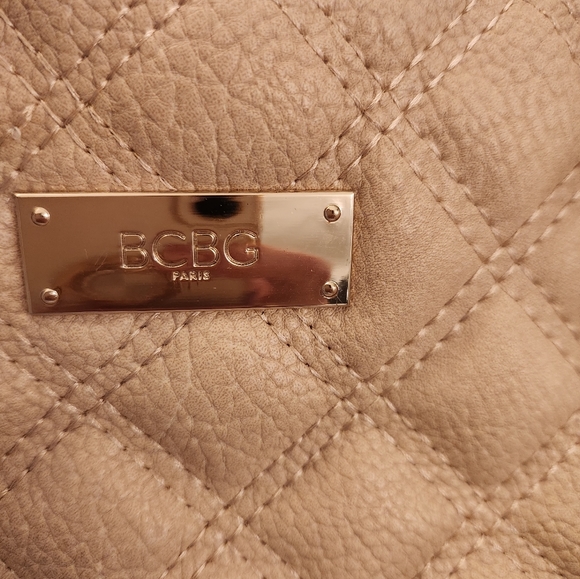 Tan BCBG Paris Tote Quilted Faux Leather with Detachable Tassle  Key Chain - Picture 6 of 14